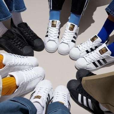 | Originals Store Sneaker Twins | Sneaker Superstar EG4958 adidas